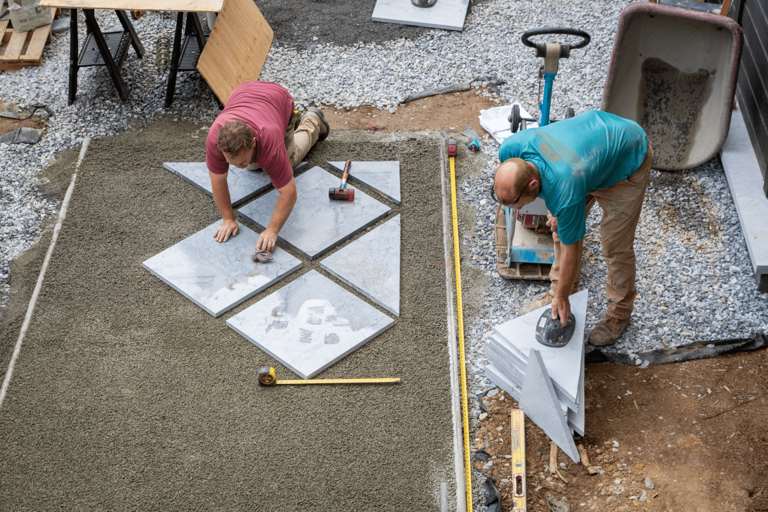 SHS Distributors Provides local Hardscape Training For Your Project
