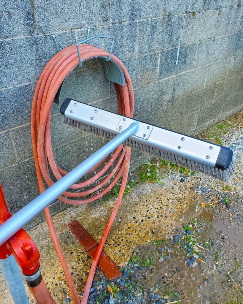 Hydro Broom Works For Business Owners