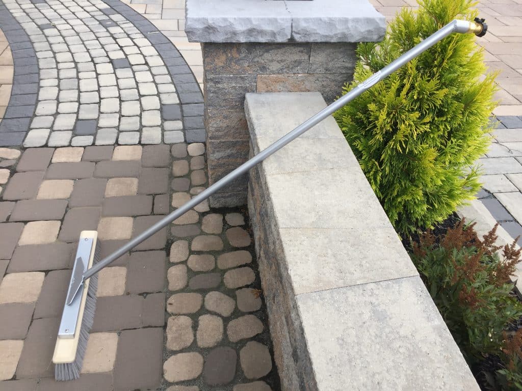 Hydro Broom2
